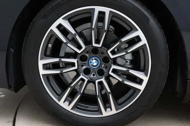 BMW 5-Serie (2024) thumbnail 13