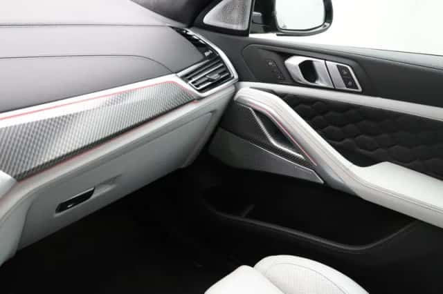 BMW X6M (2021) thumbnail 15