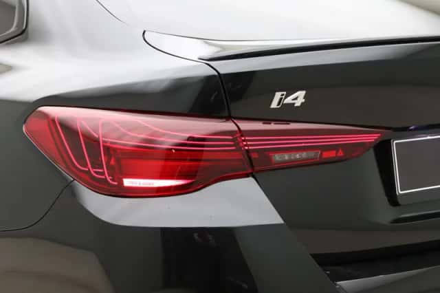 BMW i4 (2026) thumbnail 22
