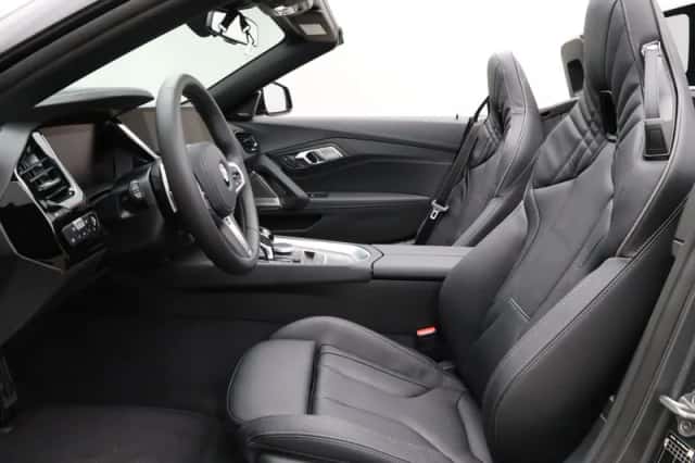 BMW Z4 (2026) thumbnail 24