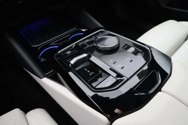 BMW 5-Serie (2025) thumbnail 18