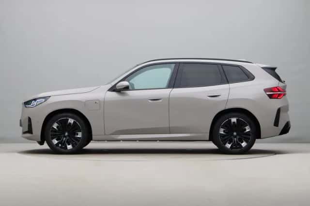 BMW X3 (2026) thumbnail 12