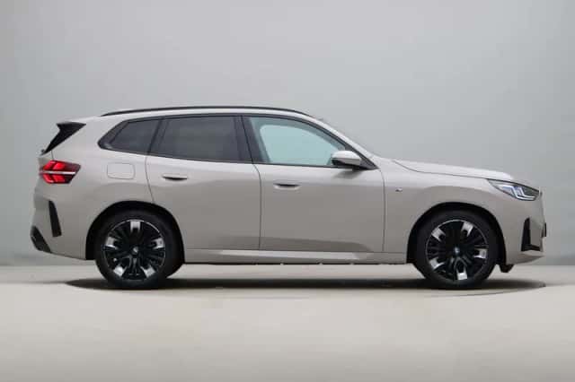 BMW X3 (2026) thumbnail 8