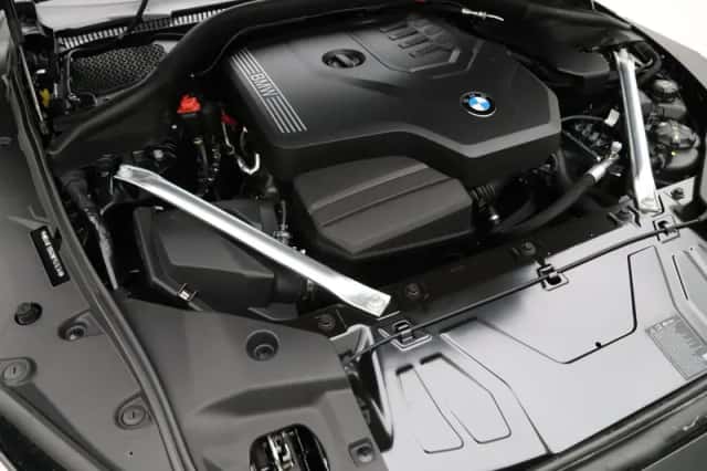 BMW Z4 (2026) thumbnail 5
