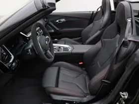BMW Z4 (2026) thumbnail 6