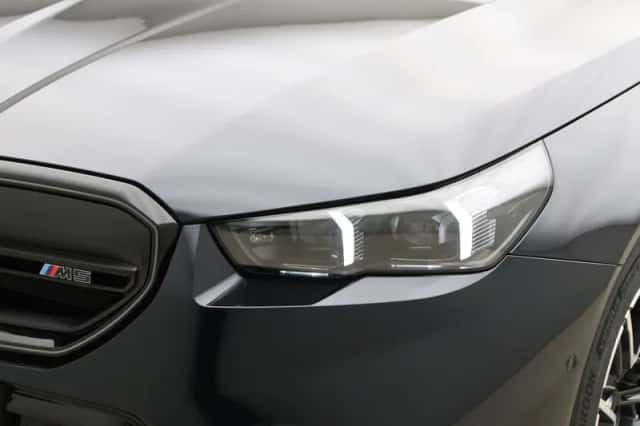 BMW M5 (2026) thumbnail 11