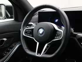 BMW 3-Serie (2025) thumbnail 2