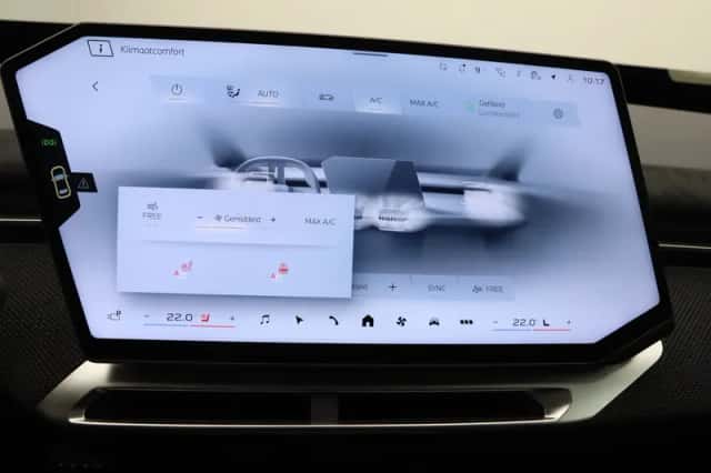 BMW iX3 (2026) thumbnail 21