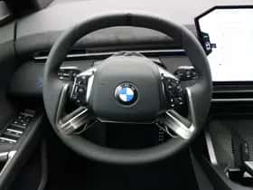 BMW iX3 (2026) thumbnail 33
