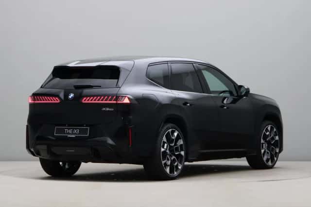 BMW iX3 (2026) thumbnail 5