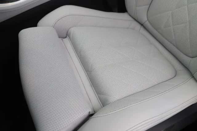 BMW X5 (2025) thumbnail 15