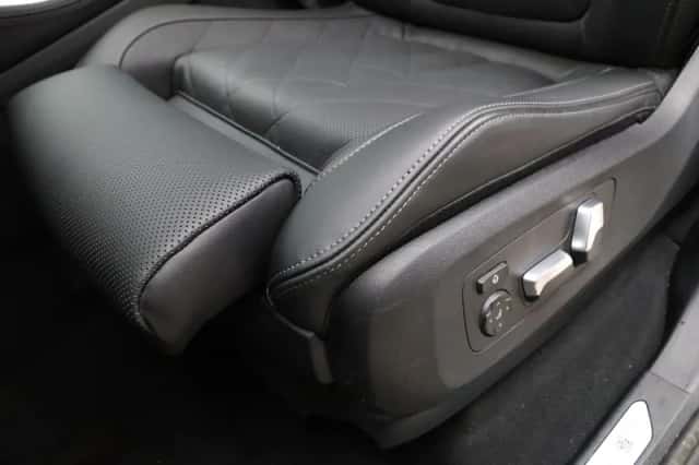 BMW X5 (2025) thumbnail 16
