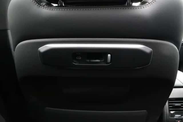 BMW X5 (2025) thumbnail 31