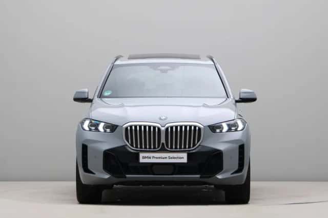 BMW X5 (2025) thumbnail 6