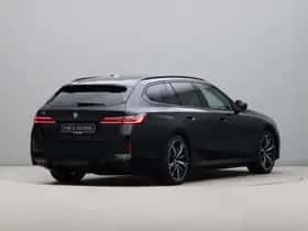 BMW i5 (2026) thumbnail 9