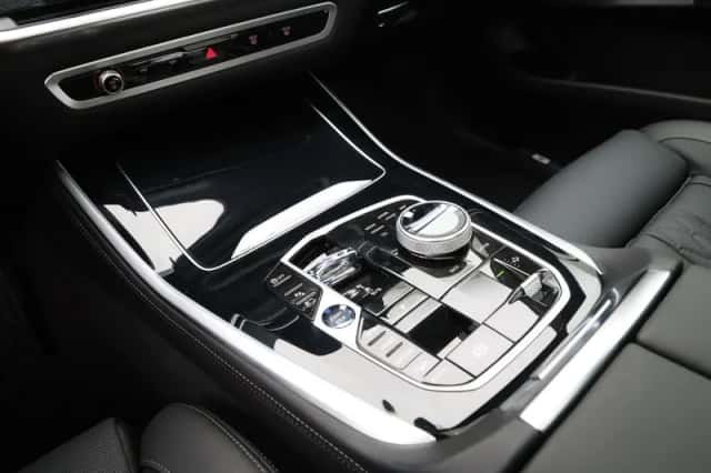 BMW X5 (2026) thumbnail 18