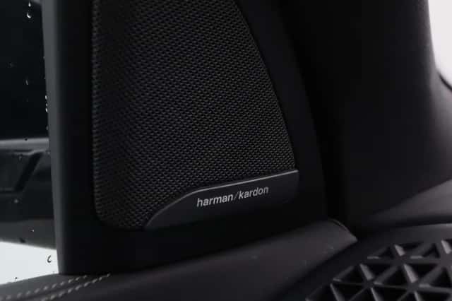 BMW X5 (2025) thumbnail 18
