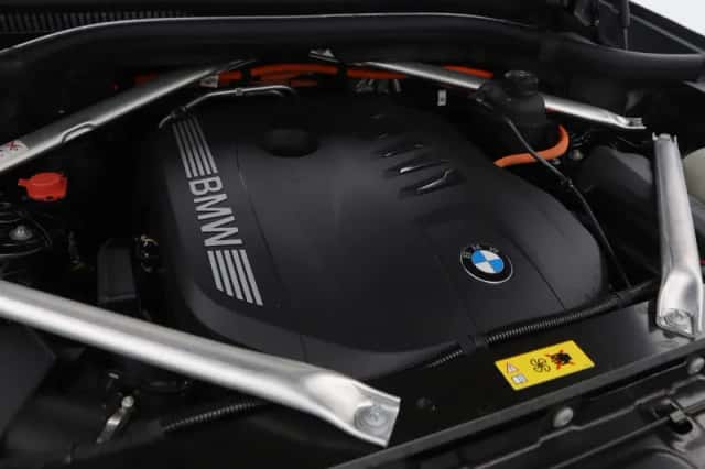 BMW X5 (2025) thumbnail 6