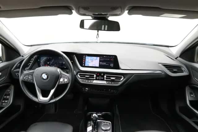 BMW 1-Serie (2021) thumbnail 12