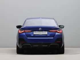 BMW i4 (2022) thumbnail 11