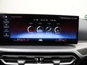 BMW i4 (2022) thumbnail 24