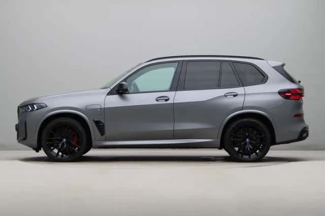 BMW X5 (2023) thumbnail 12