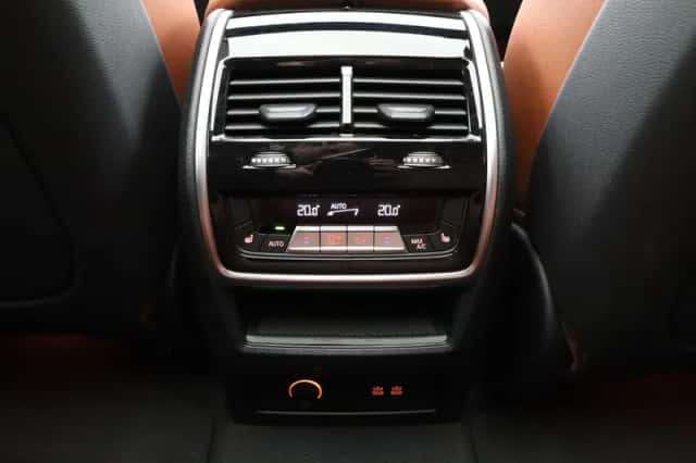 BMW X5 (2023) thumbnail 19