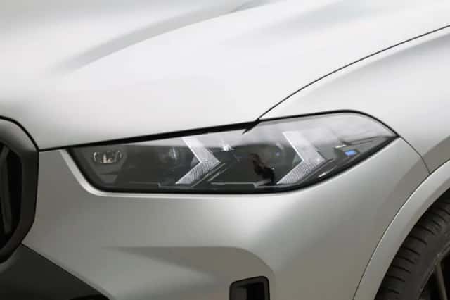 BMW X5 (2023) thumbnail 21