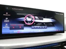 BMW i4 (2026) thumbnail 24