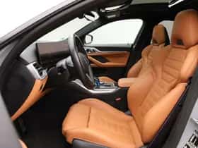 BMW i4 (2022) thumbnail 12