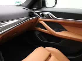 BMW i4 (2022) thumbnail 17