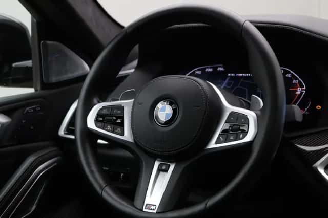 BMW X6 (2022) thumbnail 2