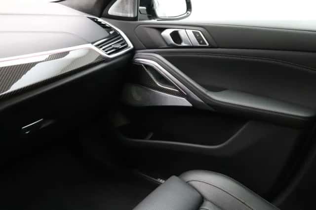 BMW X6 (2022) thumbnail 15