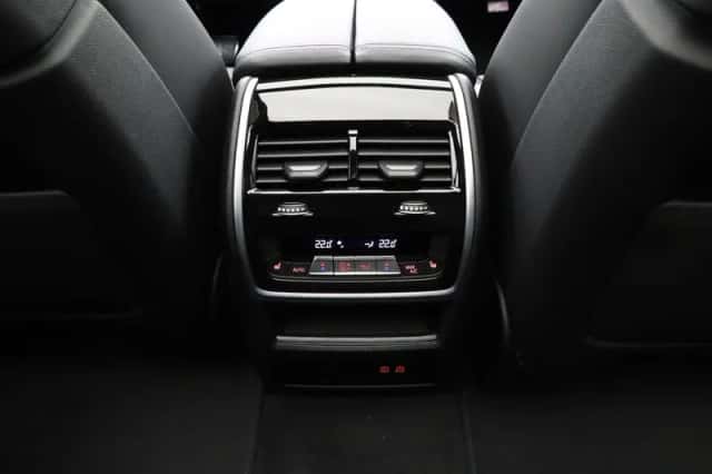 BMW X7 (2026) thumbnail 20