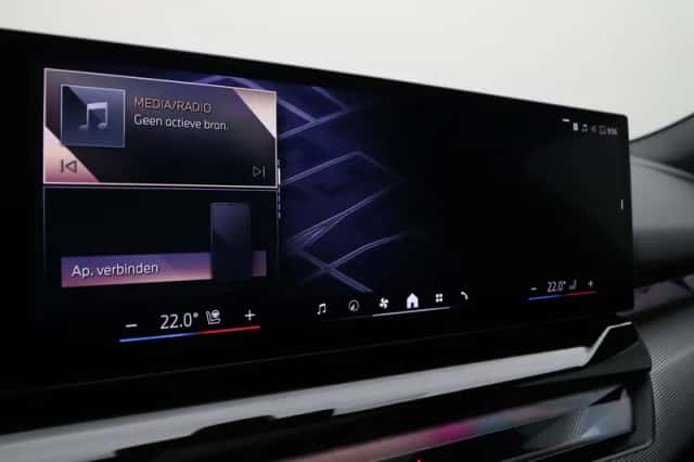 BMW i5 (2026) thumbnail 28