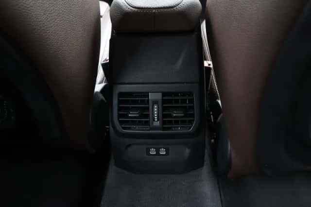 BMW 1-Serie (2022) thumbnail 18
