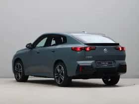 BMW iX2 (2026) thumbnail 11