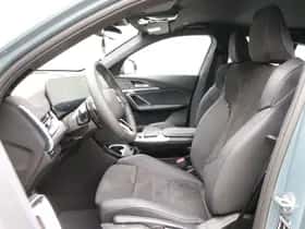 BMW iX2 (2026) thumbnail 5