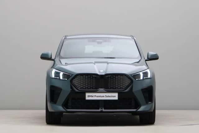 BMW iX2 (2026) thumbnail 6