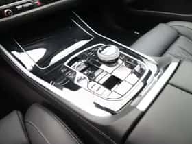 BMW X5 (2026) thumbnail 18