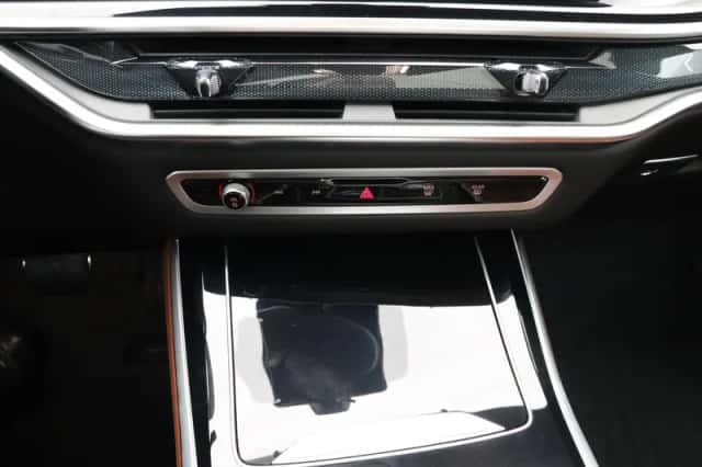 BMW X5 (2026) thumbnail 14