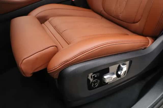 BMW X5 (2026) thumbnail 16