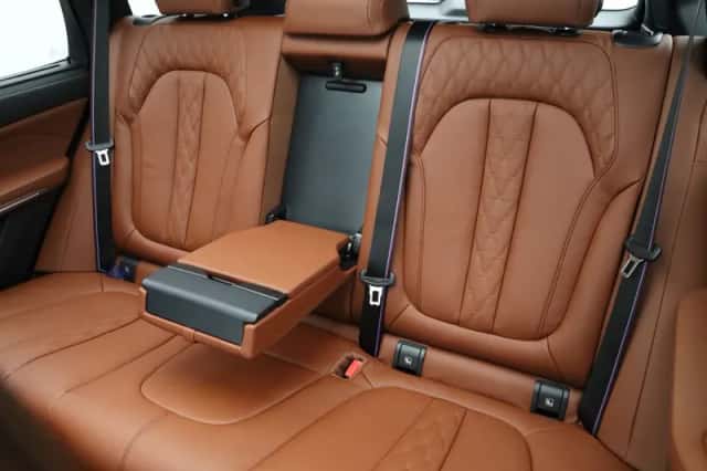 BMW X5 (2026) thumbnail 17