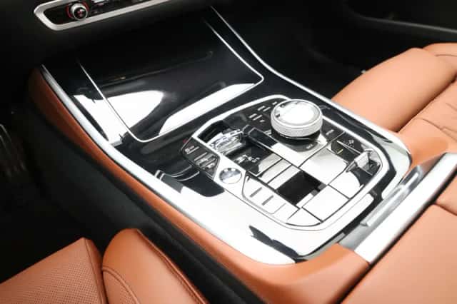 BMW X5 (2026) thumbnail 18