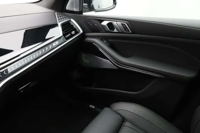 BMW X5 (2026) thumbnail 15