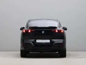BMW iX2 (2024) thumbnail 9