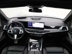 BMW X5 (2023) thumbnail 12