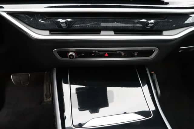 BMW X5 (2023) thumbnail 13