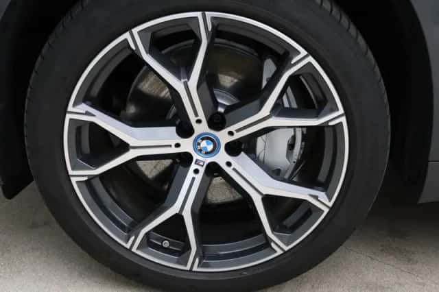 BMW X5 (2023) thumbnail 19
