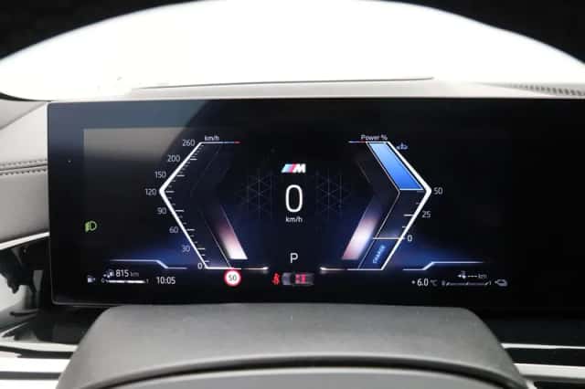 BMW X5 (2023) thumbnail 3